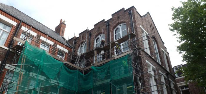 Bespoke windows – University Liverpool .Replacement of grade 2 listed window frames to mach existing
